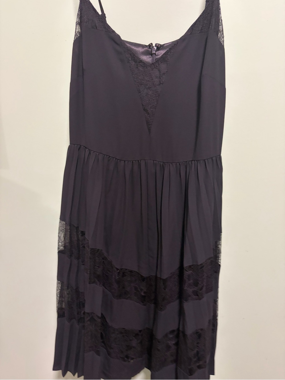 Express Black Lace-Panel Chemise dress 👗